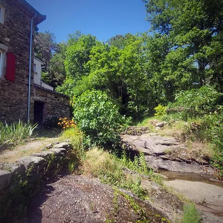 La Terre Aux Etoiles Tatil Evi Banne